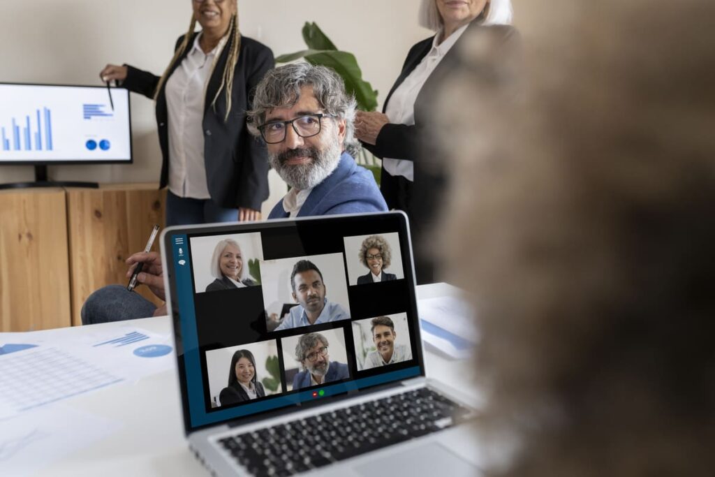 Tecnología en los Eventos Corporativos: Plataformas de videoconferencias y eventos virtuales