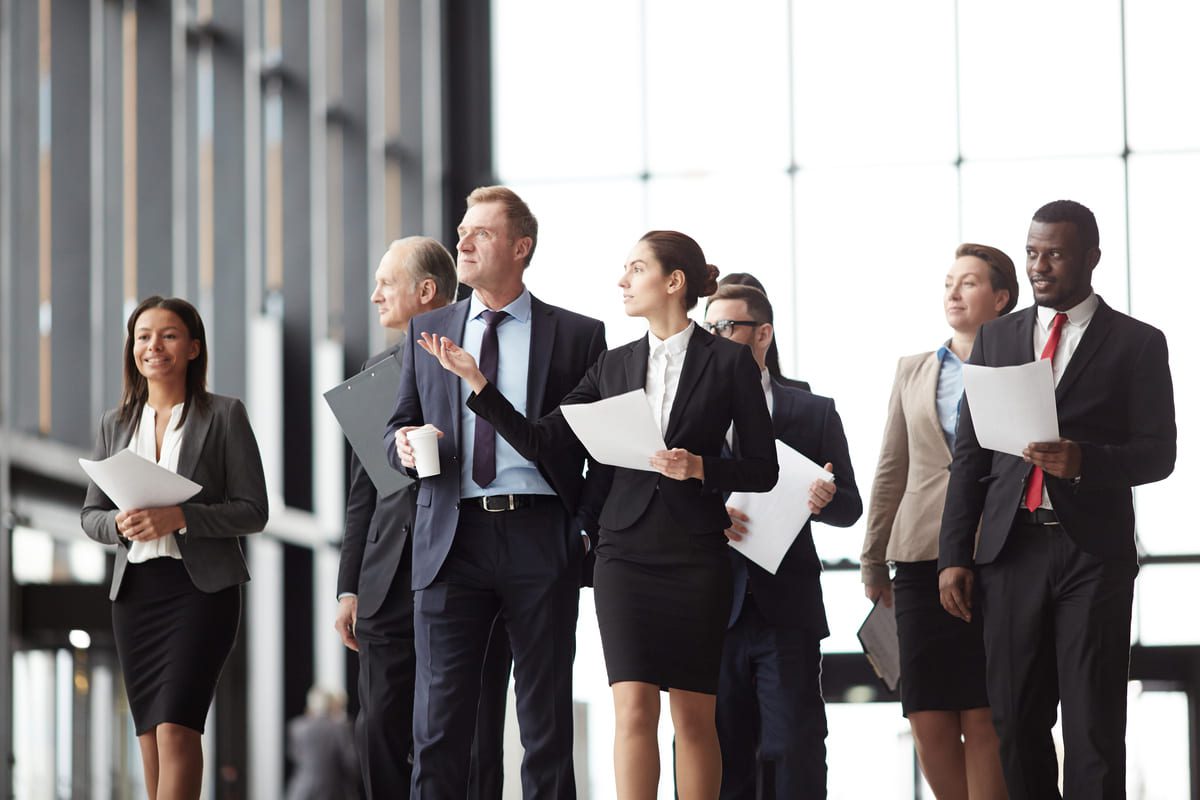 Imagen destacada de “Funciones de las azafatas de Eventos y Congresos”