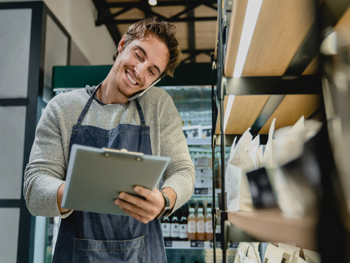 Descubre en Hoturis el Curso Online de Técnico de economato y bodega, formación online en hostelería y turismo con múltiples salidas profesionales.