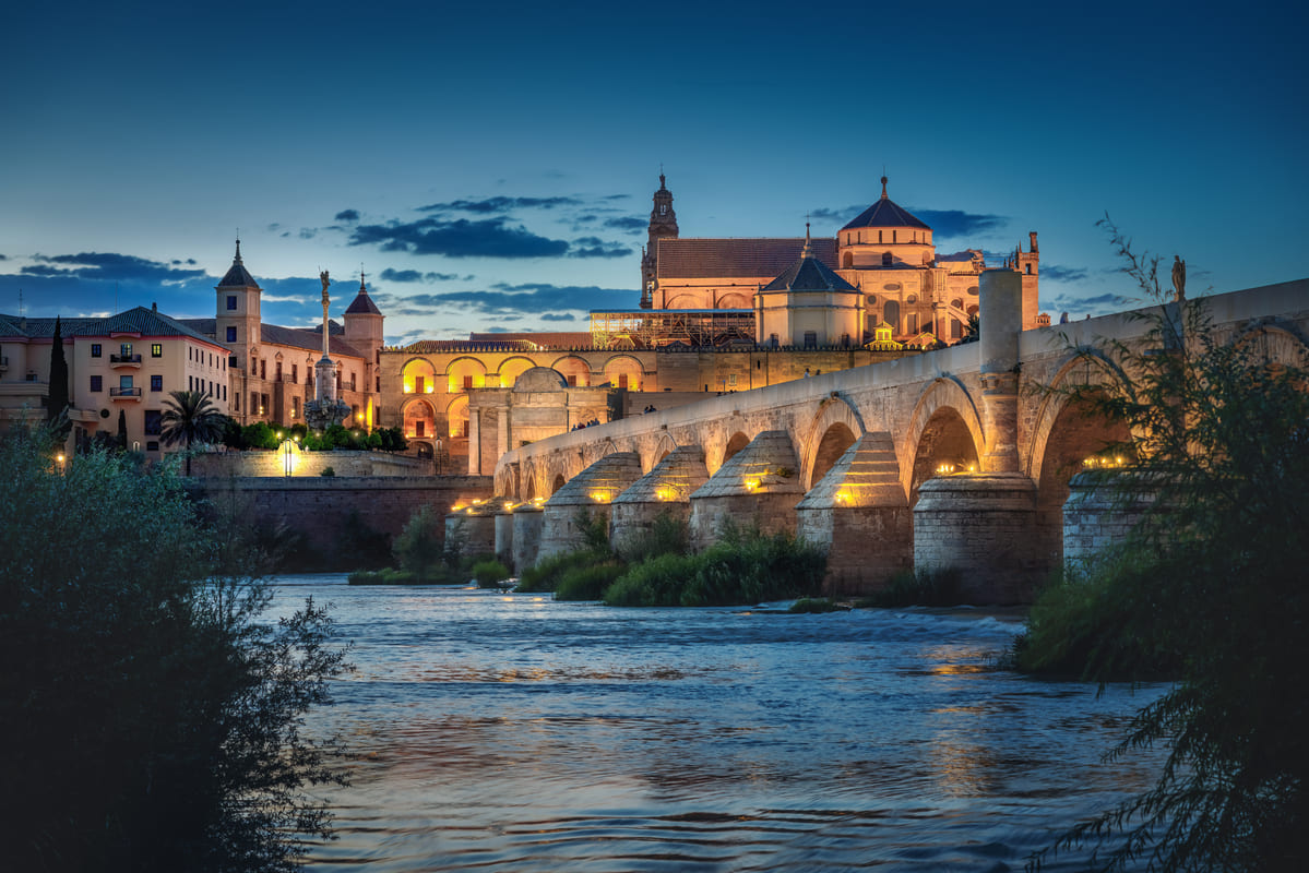 Imagen destacada de “¿Cuáles son los lugares más visitados en España?”