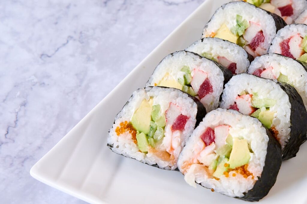 Cuáles son las principales variedades de sushi, fotomaki