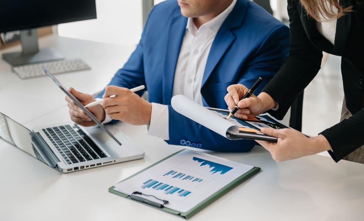 Imagen destacada de “10 pasos para implementar revenue management en tu pequeño hotel”