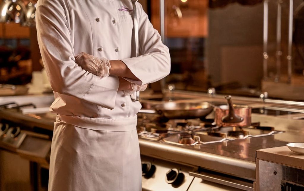 Las funciones de un jefe de cocina varían en función de donde trabaje. 